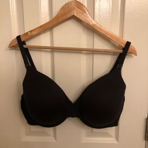 Two hearts maternity black bra 40E